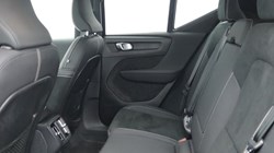 2023 (73) VOLVO XC40 2.0 B4P Ultimate Dark 5dr Auto 4933010