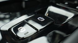 2023 (73) VOLVO XC40 2.0 B4P Ultimate Dark 5dr Auto 4933041