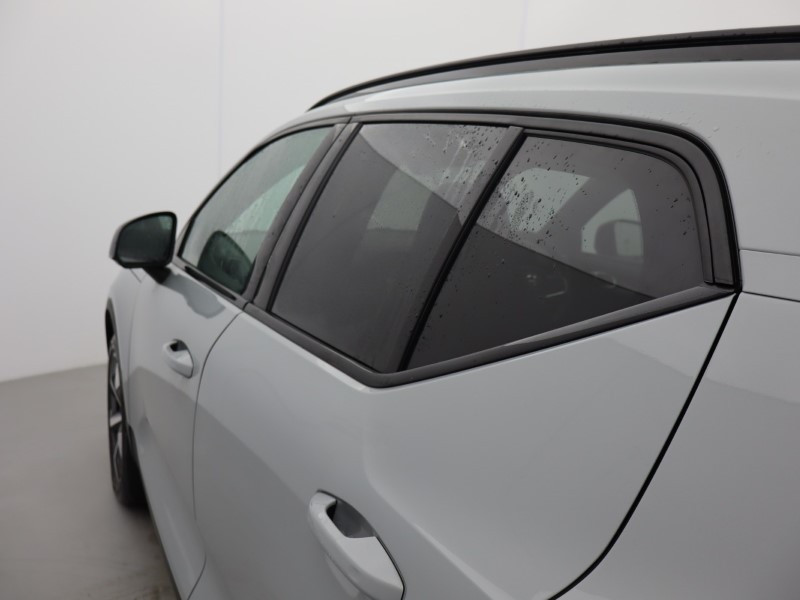 2023 (73) VOLVO XC40 2.0 B4P Ultimate Dark 5dr Auto 4933006