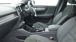 2023 (73) VOLVO XC40 2.0 B4P Ultimate Dark 5dr Auto 4933009