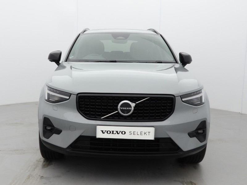 2023 (73) VOLVO XC40 2.0 B4P Ultimate Dark 5dr Auto 4932989