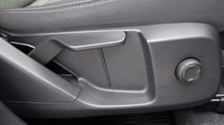 2024 (74) VOLVO XC40 2.0 B3P Core 5dr Auto 4916341