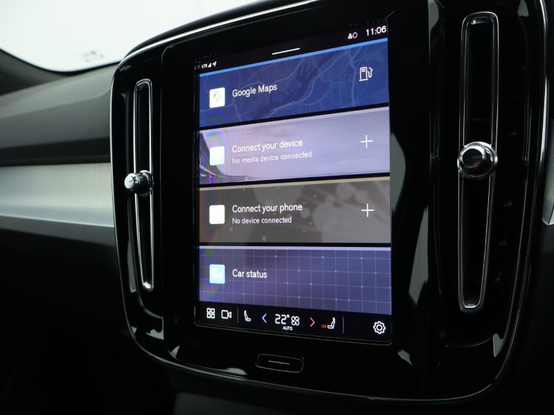 2024 (74) VOLVO XC40 2.0 B3P Core 5dr Auto 4916353