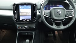 2024 (74) VOLVO XC40 2.0 B3P Core 5dr Auto 4916348