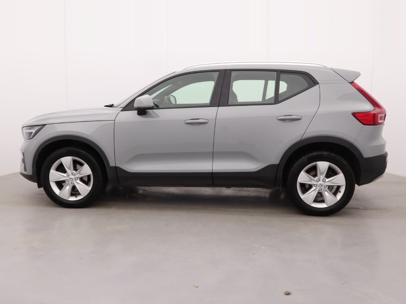 2024 (74) VOLVO XC40 2.0 B3P Core 5dr Auto 4916316