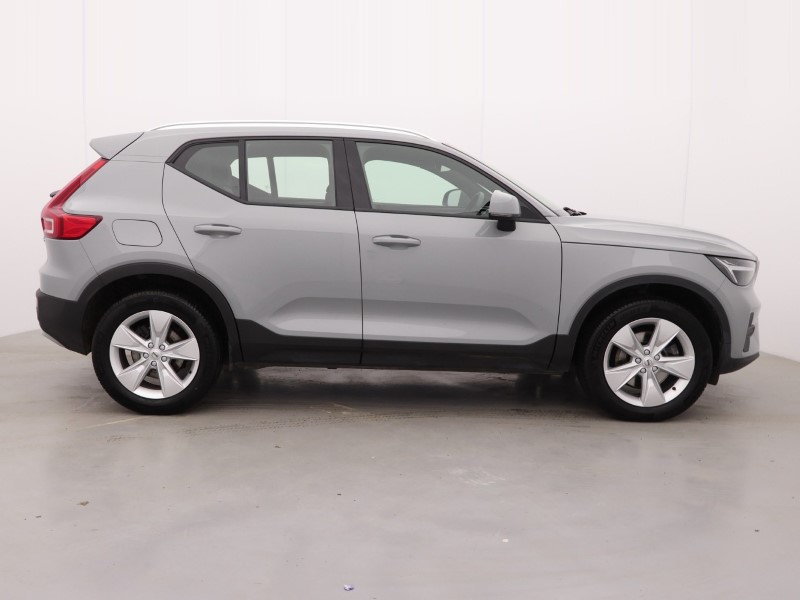 2024 (74) VOLVO XC40 2.0 B3P Core 5dr Auto 4916317