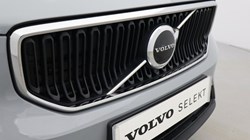 2024 (74) VOLVO XC40 2.0 B3P Core 5dr Auto 4916321