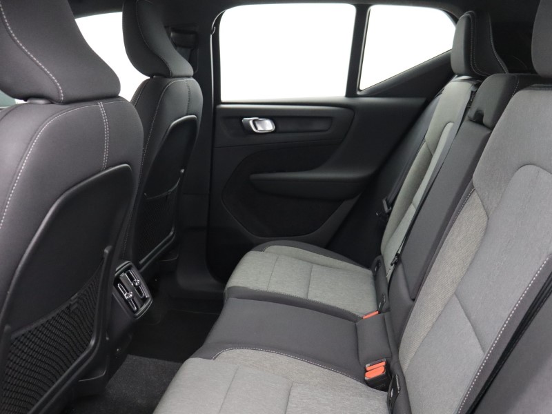 2024 (74) VOLVO XC40 2.0 B3P Core 5dr Auto 4916334