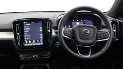 2025 (75) VOLVO XC40 2.0 B3P Plus Black Edition 5dr Auto 5635873