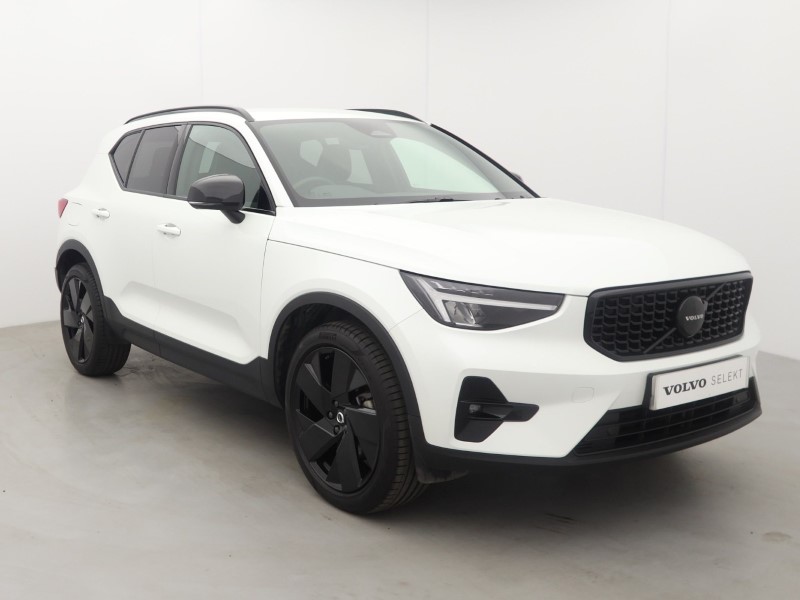 2025 (75) VOLVO XC40 2.0 B3P Plus Black Edition 5dr Auto