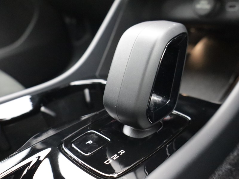 2025 (75) VOLVO XC40 2.0 B3P Plus Black Edition 5dr Auto 5635886