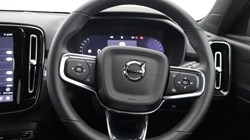 2025 (75) VOLVO XC40 2.0 B3P Plus Black Edition 5dr Auto 5635874