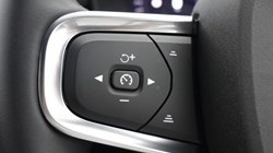 2025 (75) VOLVO XC40 2.0 B3P Plus Black Edition 5dr Auto 5635875