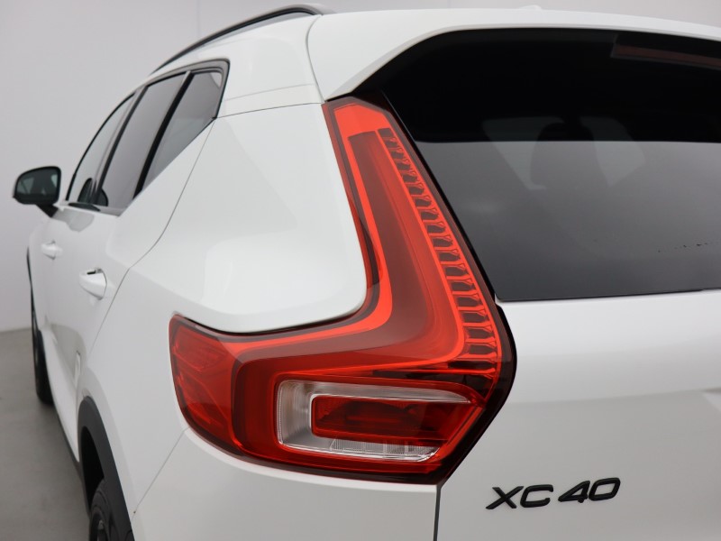 2025 (75) VOLVO XC40 2.0 B3P Plus Black Edition 5dr Auto 5635844