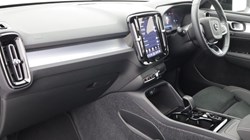 2025 (75) VOLVO XC40 2.0 B3P Plus Black Edition 5dr Auto 5635866