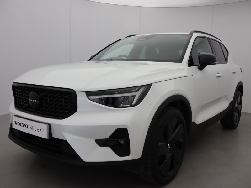2025 (75) VOLVO XC40 2.0 B3P Plus Black Edition 5dr Auto 5635840