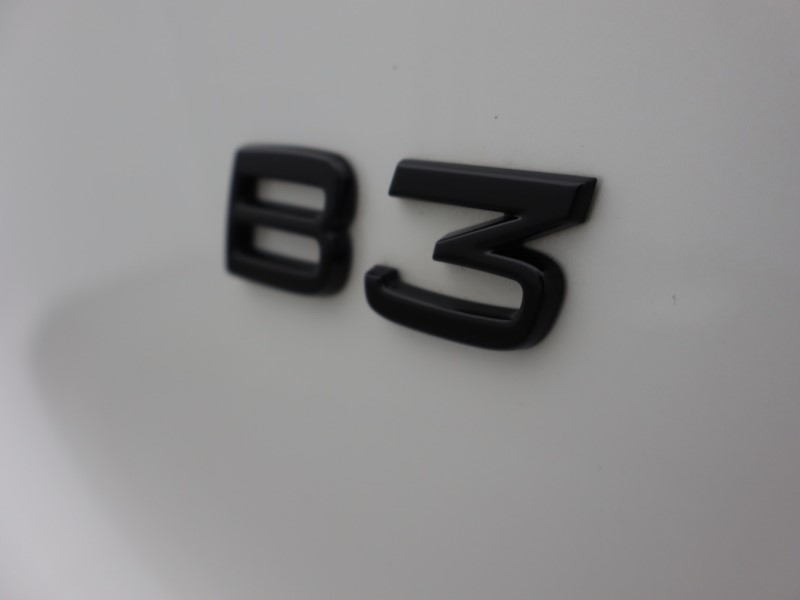 2025 (75) VOLVO XC40 2.0 B3P Plus Black Edition 5dr Auto 5635846