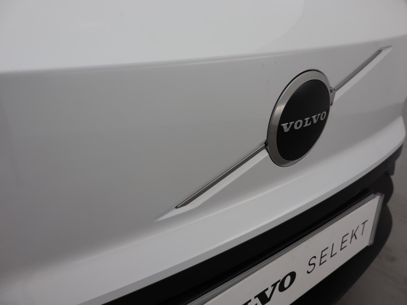 2025 (75) VOLVO EX30 200kW SM Extended Range Plus 69kWh 5dr Auto 4929327