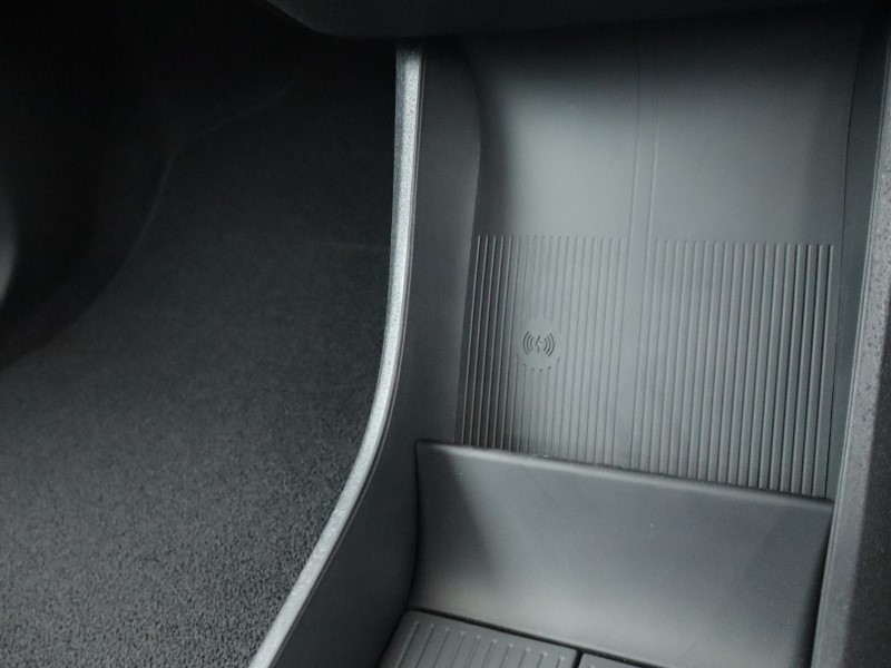 2025 (75) VOLVO EX30 200kW SM Extended Range Plus 69kWh 5dr Auto 4929323