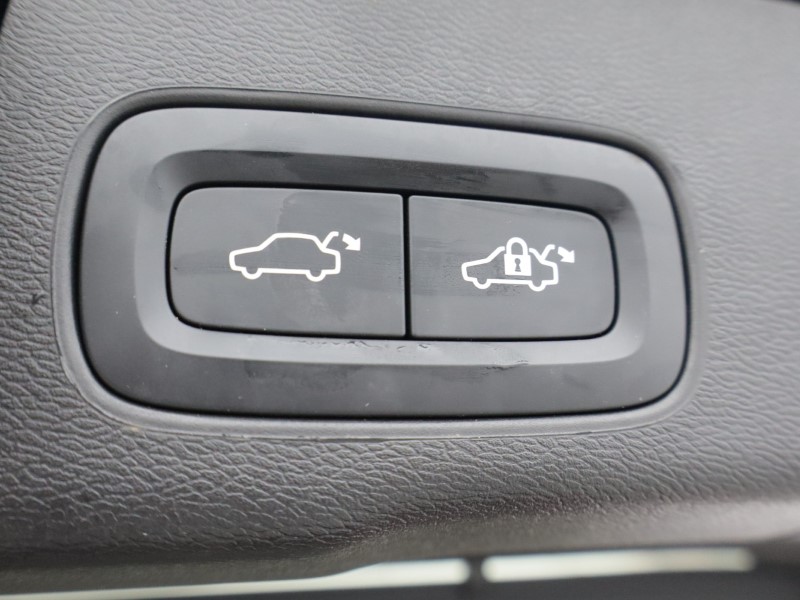 2024 (24) VOLVO XC60 2.0 T6 [350] RC PHEV Plus Dark 5dr AWD Geartronic 4931800