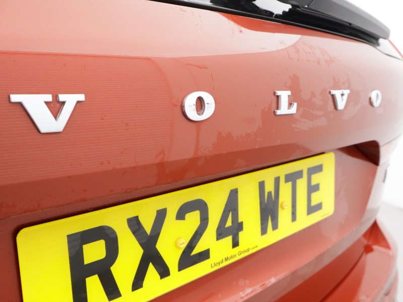 2024 (24) VOLVO XC60 2.0 T6 [350] RC PHEV Plus Dark 5dr AWD Geartronic 4931796