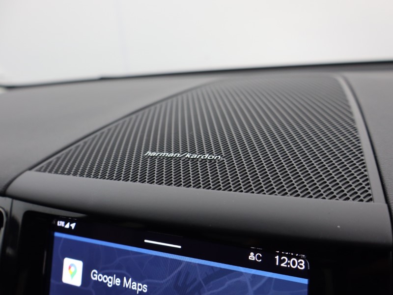 2024 (24) VOLVO XC60 2.0 T6 [350] RC PHEV Plus Dark 5dr AWD Geartronic 4931840