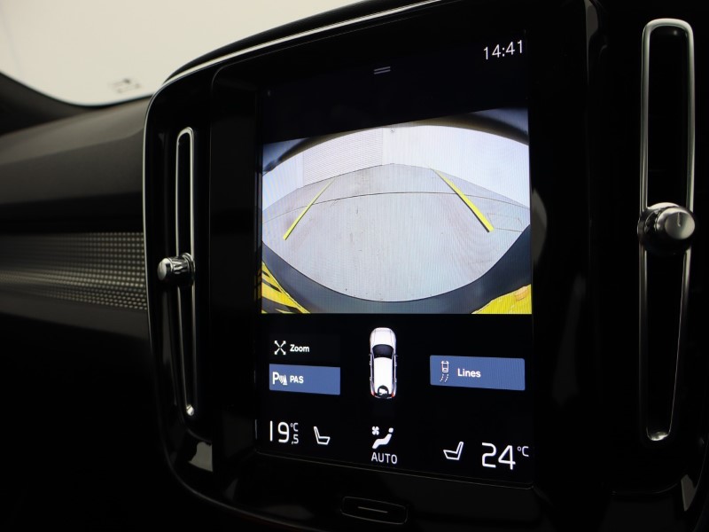 2021 (71) VOLVO XC40 1.5 T5 Recharge PHEV R DESIGN Pro 5dr Auto 4928130