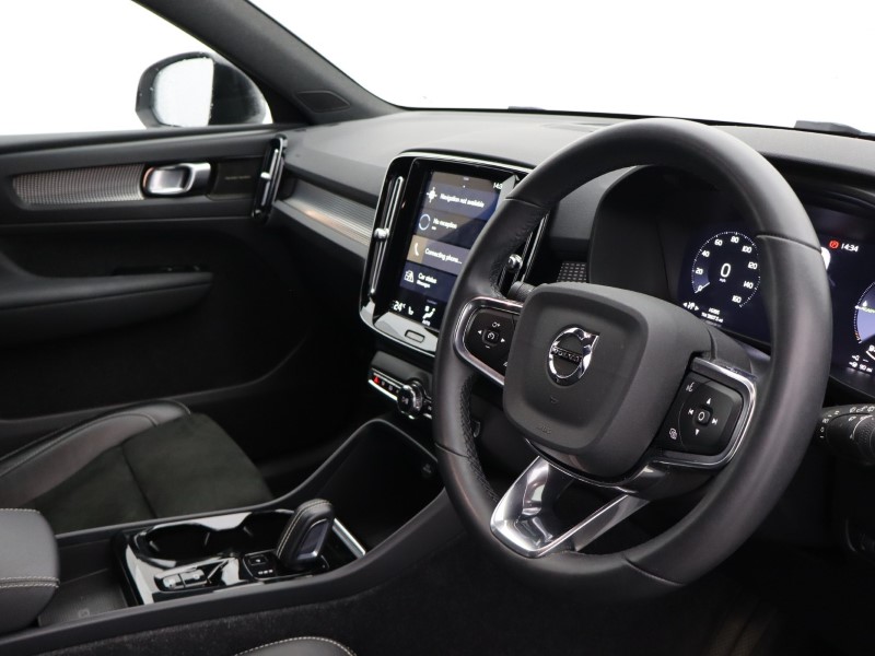 2021 (71) VOLVO XC40 1.5 T5 Recharge PHEV R DESIGN Pro 5dr Auto 4928109