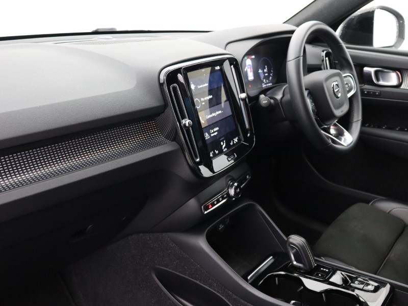 2021 (71) VOLVO XC40 1.5 T5 Recharge PHEV R DESIGN Pro 5dr Auto 4928115