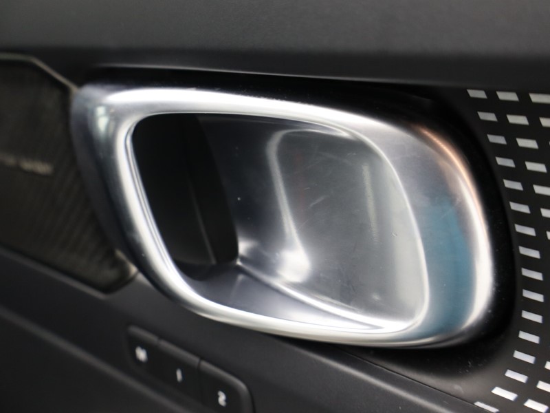 2021 (71) VOLVO XC40 1.5 T5 Recharge PHEV R DESIGN Pro 5dr Auto 4928107