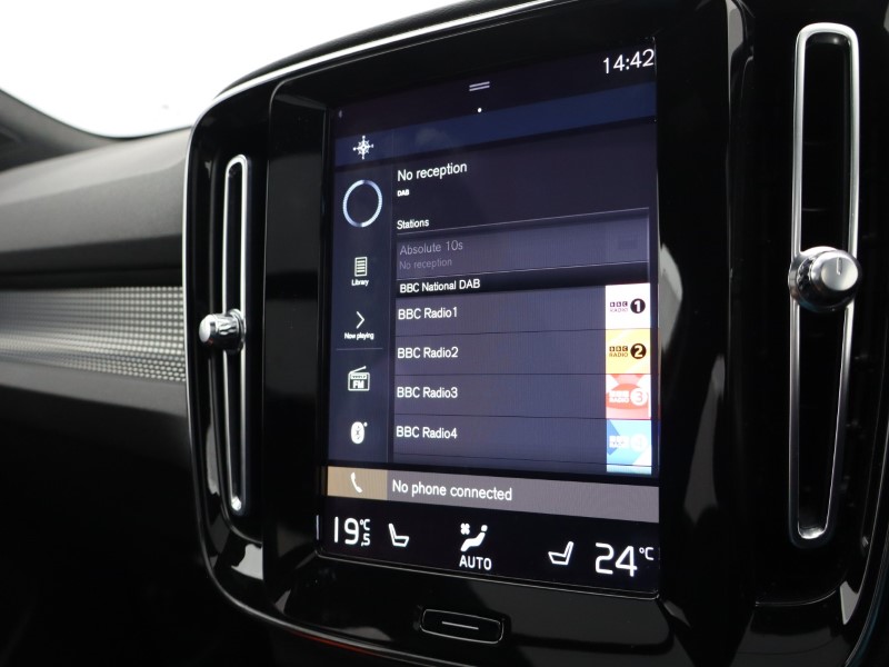 2021 (71) VOLVO XC40 1.5 T5 Recharge PHEV R DESIGN Pro 5dr Auto 4928131