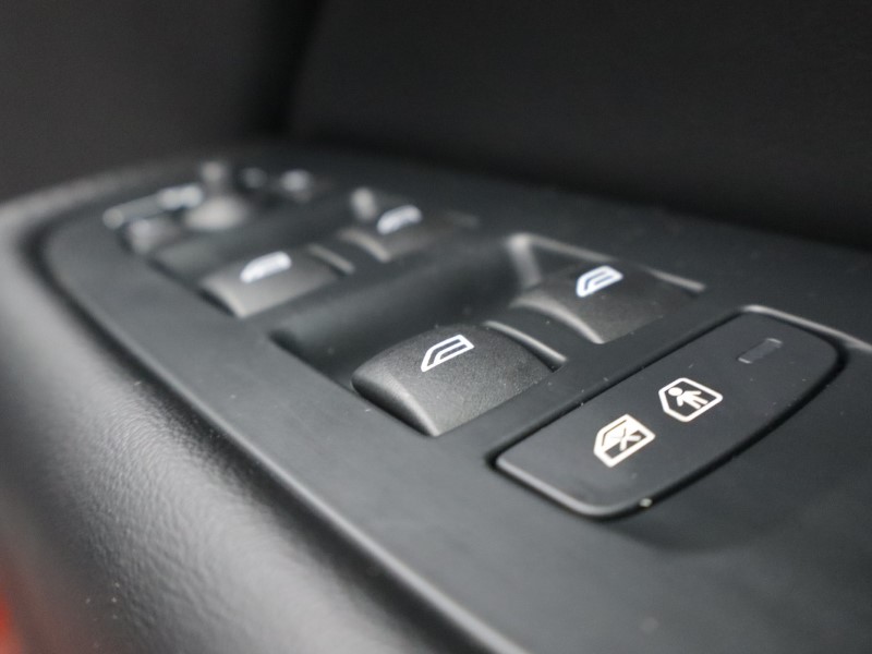 2023 (72) VOLVO XC60 2.0 B5P Core 5dr AWD Geartronic 4997966