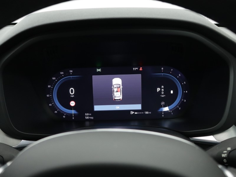 2023 (72) VOLVO XC60 2.0 B5P Core 5dr AWD Geartronic 4997984