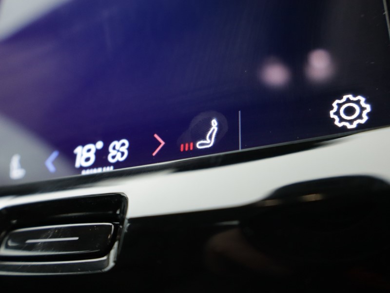 2023 (72) VOLVO XC60 2.0 B5P Core 5dr AWD Geartronic 4997990