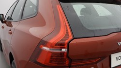 2023 (72) VOLVO XC60 2.0 B5P Core 5dr AWD Geartronic 4997955