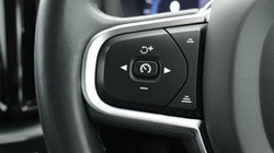 2023 (72) VOLVO XC60 2.0 B5P Core 5dr AWD Geartronic 4997982