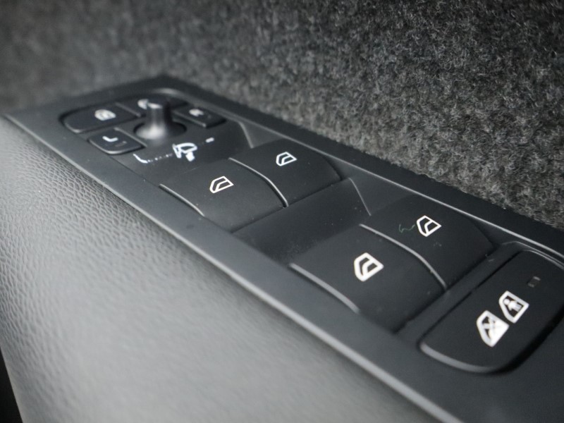 2023 (73) VOLVO C40 300kW Recharge Twin Plus 82kWh 5dr AWD Auto 4984198