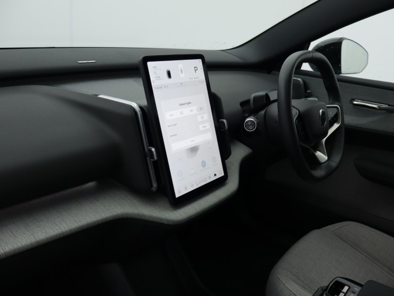 2024 (24) VOLVO EX30 315kW Twin Motor Performance Ultra 69kWh 5dr Auto 4967784