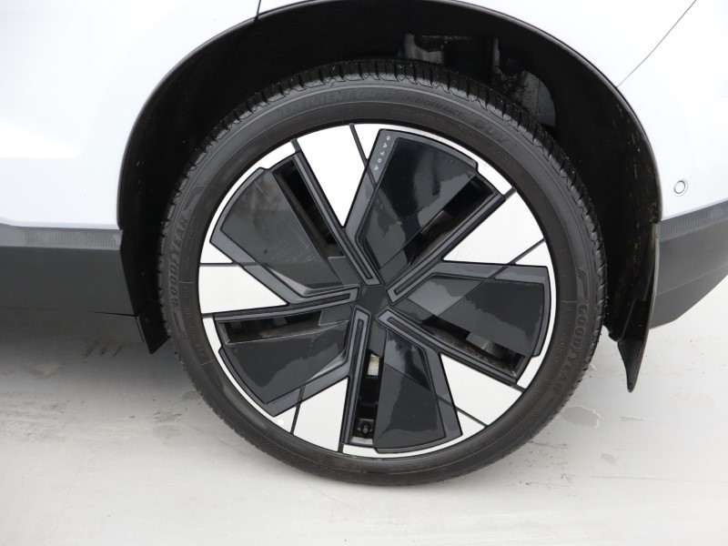 2024 (24) VOLVO EX30 315kW Twin Motor Performance Ultra 69kWh 5dr Auto 4967769