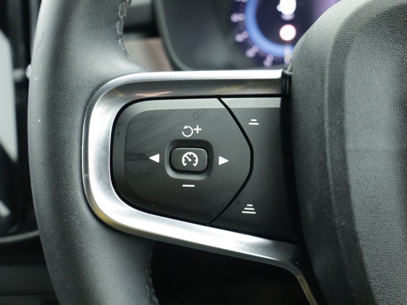 2025 (25) VOLVO EX40 185kW Extended Range Ultra 78kWh 5dr Auto 4983478