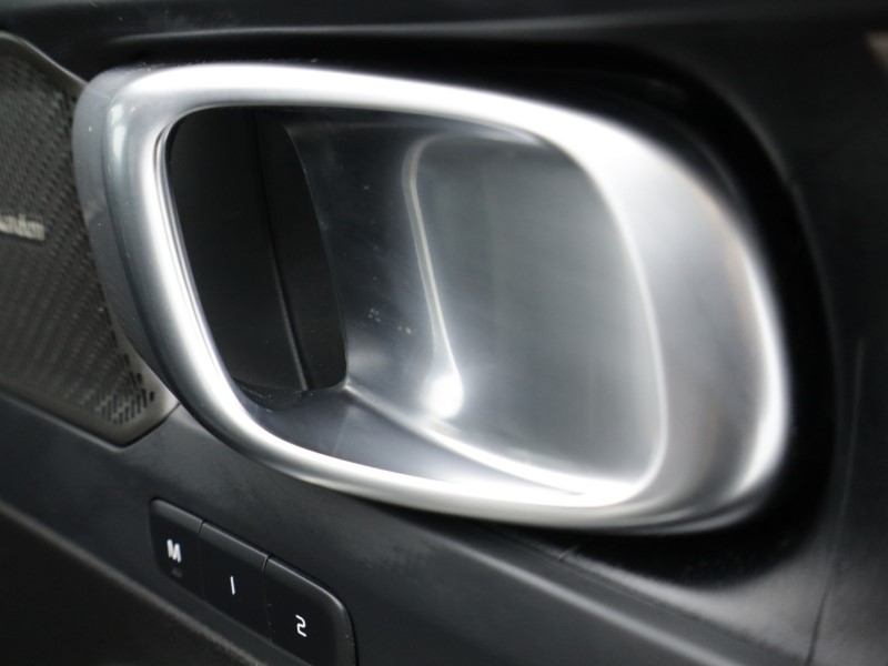 2025 (25) VOLVO EX40 185kW Extended Range Ultra 78kWh 5dr Auto 4983463