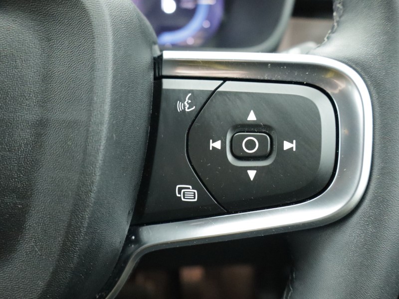 2025 (25) VOLVO EX40 185kW Extended Range Ultra 78kWh 5dr Auto 4983479