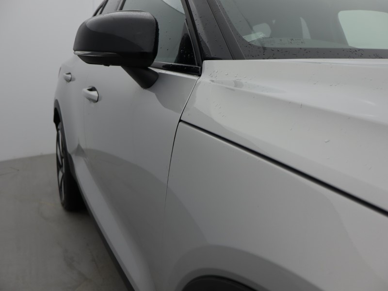 2025 (25) VOLVO EX40 185kW Extended Range Ultra 78kWh 5dr Auto 4983449