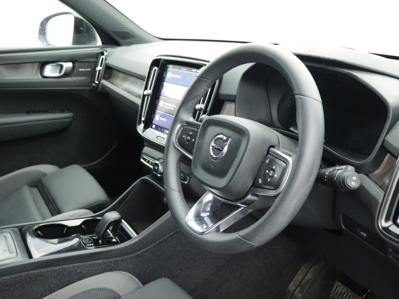 2025 (25) VOLVO EX40 185kW Extended Range Ultra 78kWh 5dr Auto 4983466