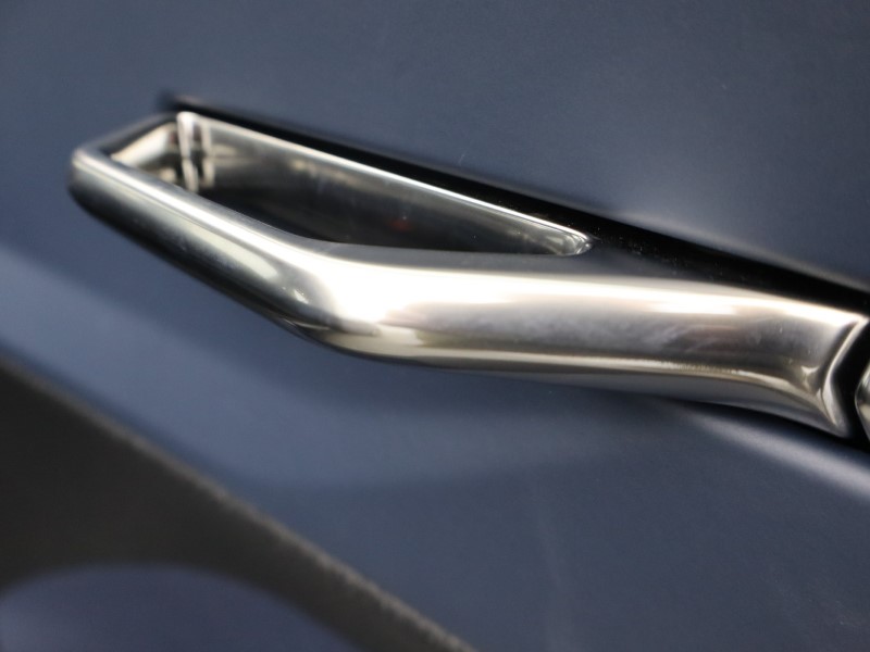 2025 (75) VOLVO EX30 315kW Twin Motor Performance Plus 69kWh 5dr Auto 4962987