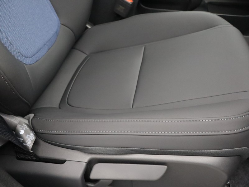 2025 (75) VOLVO EX30 315kW Twin Motor Performance Plus 69kWh 5dr Auto 4962991