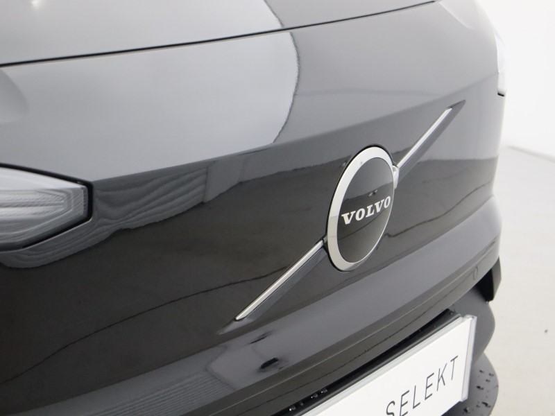 2025 (75) VOLVO EX30 315kW Twin Motor Performance Plus 69kWh 5dr Auto 4962971