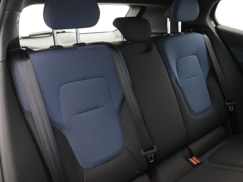 2025 (75) VOLVO EX30 315kW Twin Motor Performance Plus 69kWh 5dr Auto 4962999