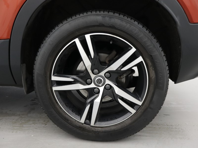 2020 (70) VOLVO XC40 1.5 T3 [163] R DESIGN 5dr Geartronic 4973695