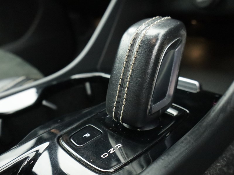 2020 (70) VOLVO XC40 1.5 T3 [163] R DESIGN 5dr Geartronic 4973692